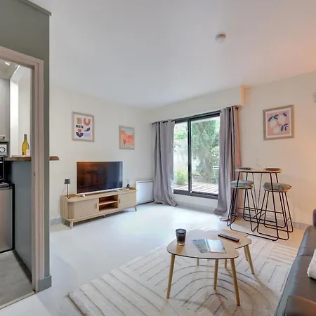 L'Ideal - Parking - Terrasse - Proche Gare Apartment *