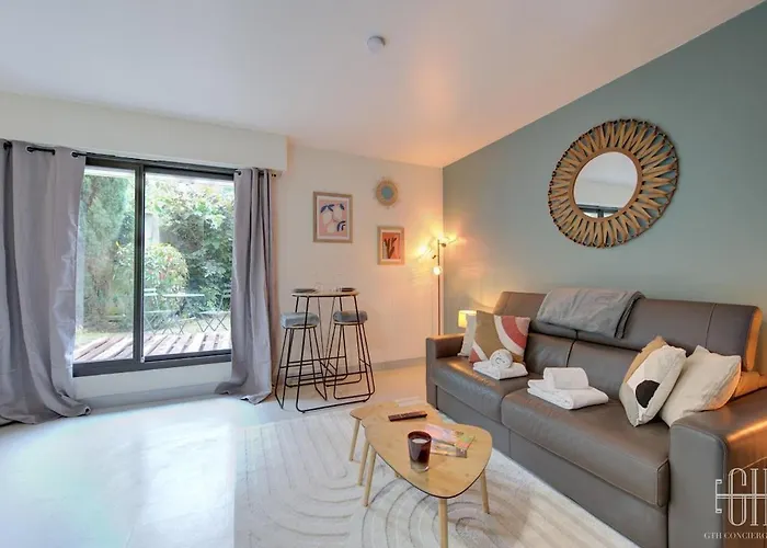 Cosy - Hyper Centre- 100m Gare Apartament Tours